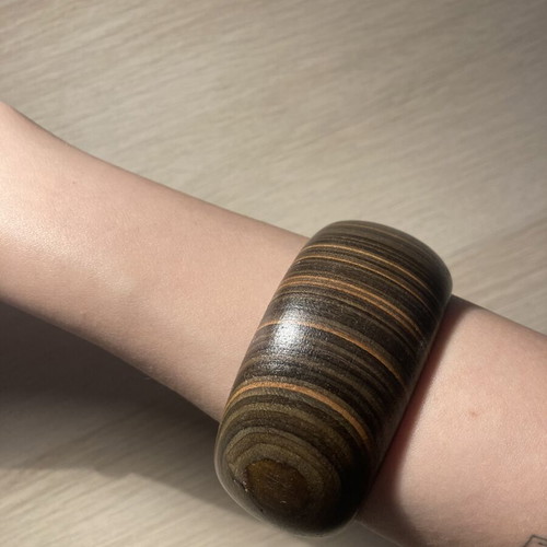 Vintage wooden bangle bracelet with natural wood grain, new