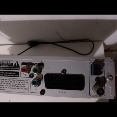 Philips DVD player with 3 speakers