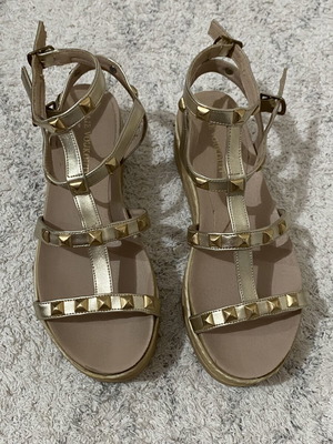 Leather sandals with studs like new, size 36, gold beige
