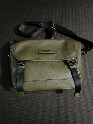 Michael Kors Cooper Crossbody Leather Bag like new, olive green