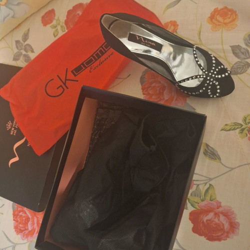 Nina Ricci platform sandals shoes new, size 37, black