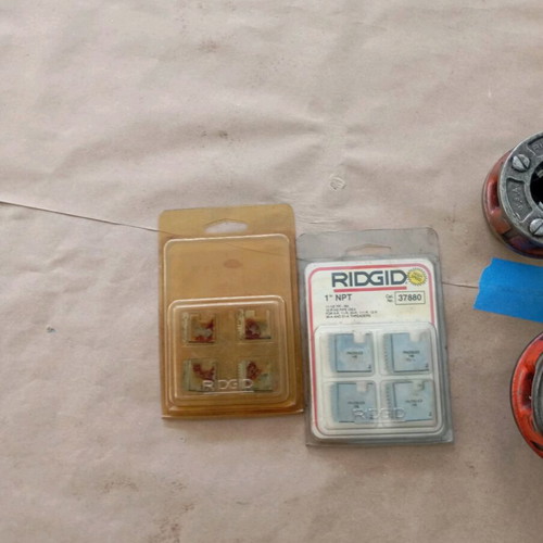 Ridgid 1 Inch Hand Thread Cutter like new