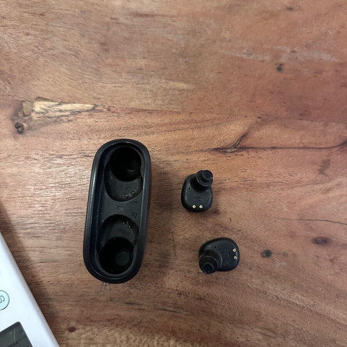 JBL Wave Buds wireless earbuds like new