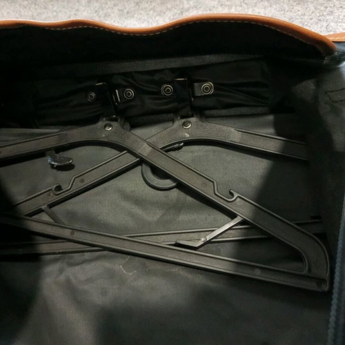 TransWorld folding suit bag like new