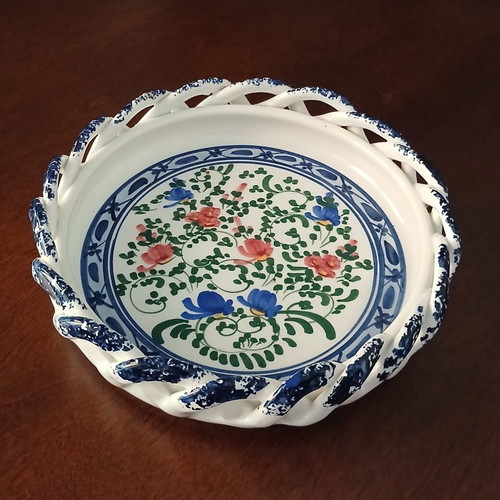 Skyrian bowl by Stamatis Ftoulis, like new