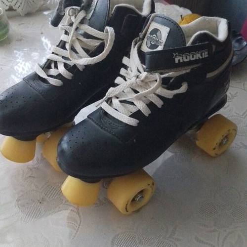 Rookie roller skates like new, size 37-39, genuine leather