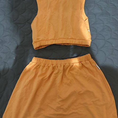 Bubblegun orange set with crop top and skirt new