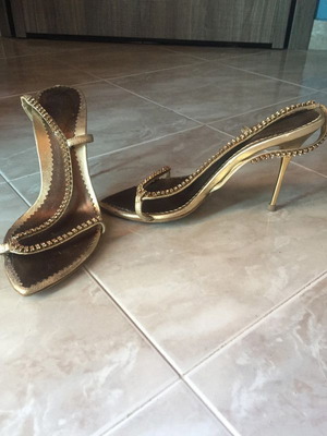 Esthissis sandals used, gold color, size 37, excellent condition