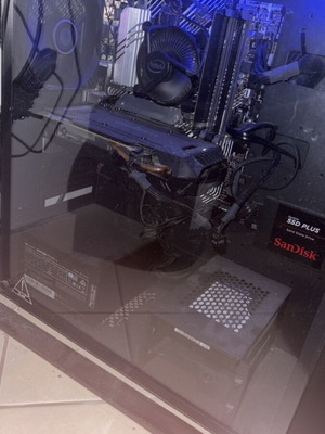 Gaming PC with Asus motherboard, supports Windows 11