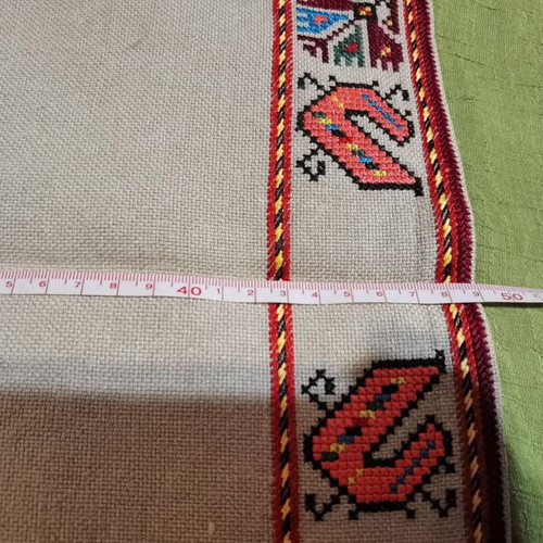 Tablecloth with embroidery like new, handmade, 49 cm