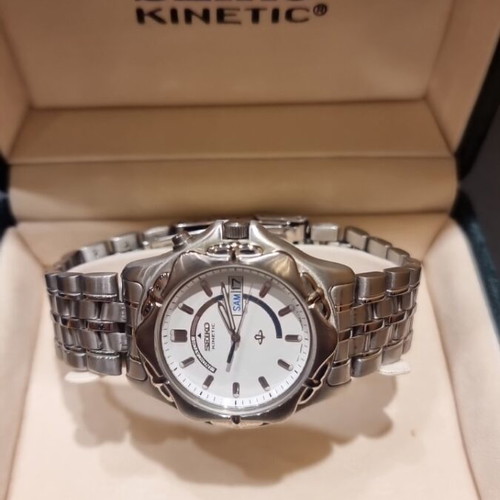 Seiko Kinetic watch new old stock