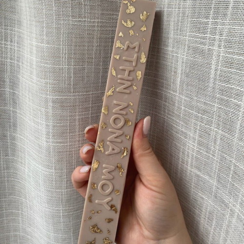 Nona Candle new in many colors and scents