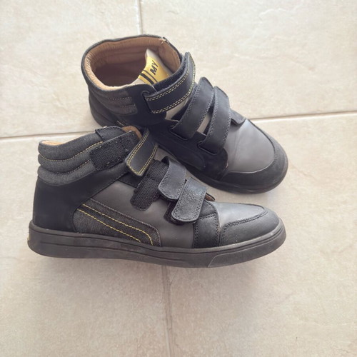Mayoral boots size 38 used, black