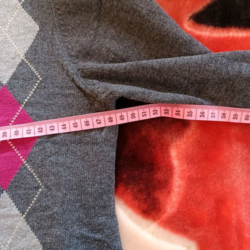 Argyle knitted sweater like new, grey/fuchsia, size M/L