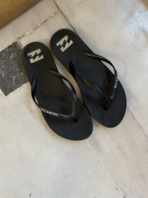 Billabong flip-flops used, size 39, black