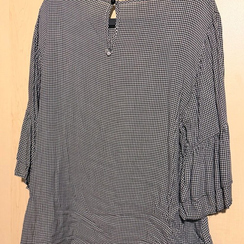Mat Fashion Black and White Gingham Shirt with Ruffled Sleeves, Like New, Size S