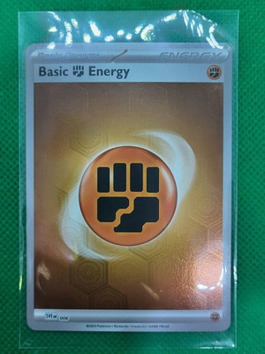 Basic Fighting Energy Reverse Holo Scarlet & Violet Shrouded Fable Pokemon new