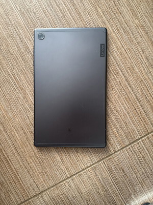 Lenovo Tab M10 (2nd Gen) tablet like new, dark grey