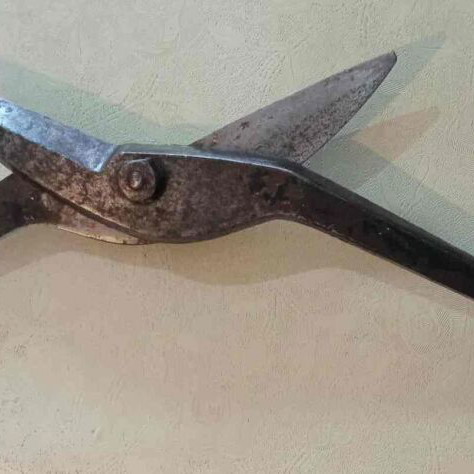 Ψαλίδα παλιά πολύ μεγάλη 27 πόντους μεταχειρισμένη σε πολύ καλή κατάσταση