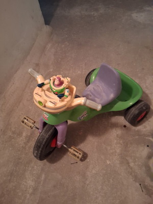 Ποδήλατο Toy Buzz μεταχειρισμένο με μικρά χτυπήματα