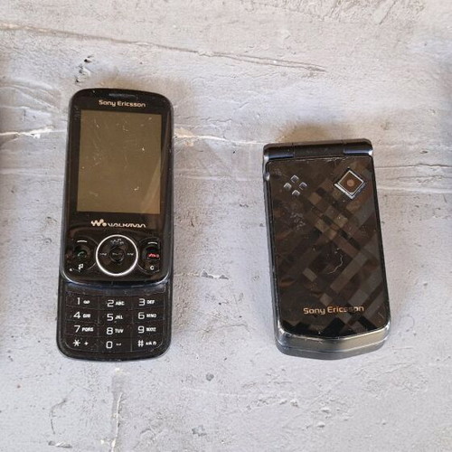Cell phones used, pack of 4, as seen