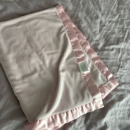 Fleece baby pink crib blanket used, 75x100 cm