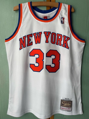 Patrick Ewing New York Knicks Jersey size Large new