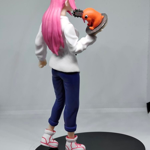 Makima figure Chainsaw Man 19cm like new with Pochita