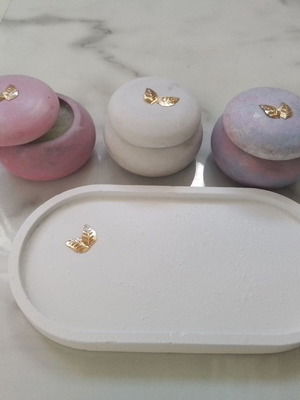 Macaron decoration set with 3 jars and 1 large oval tray, new