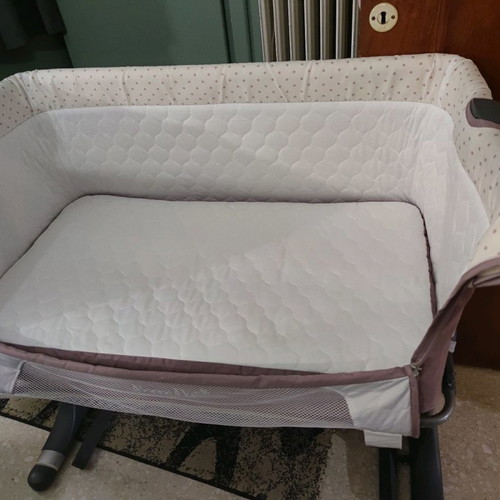 Kikka Boo Bonne Nuit baby cot used, adjustable height, rotten apple color