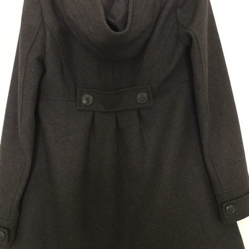 Women's gray coat with hood and pockets