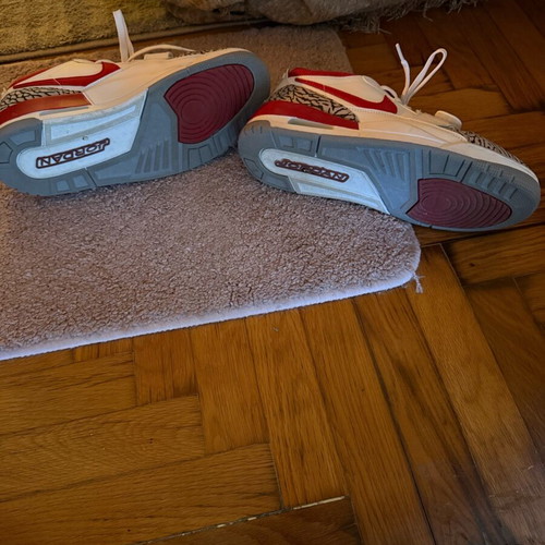 Air Jordan Low 312 women's athletic shoes like new, size 40.5