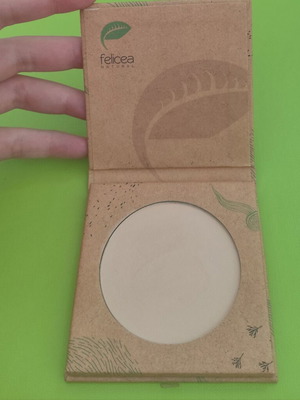 Powder, felicea powder, vegan