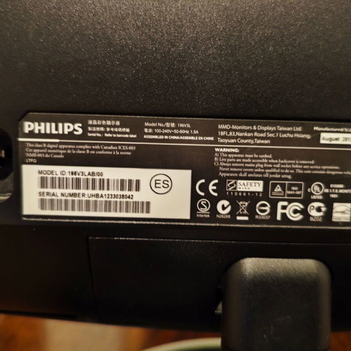 Philips 196V3L 18.5-inch LED Monitor like new