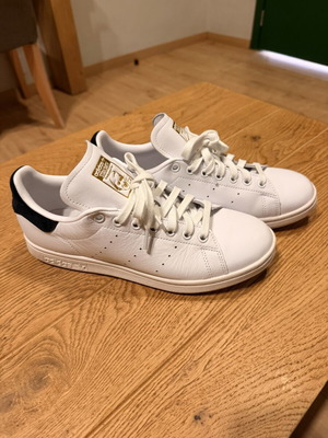 Adidas Stan Smith αθλητικά σαν καινούργιο, νούμερο 41,5, άσπρα