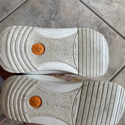 Biomechanics baby shoes size 24, like new, lightly worn