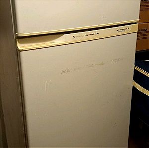 Ψυγείο με κατάψυξη Kelvinator No Frost