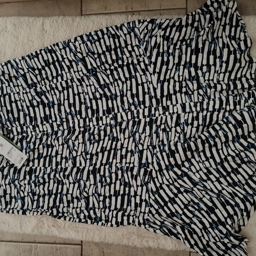 Long skirt new with buttons size XXL white and blue