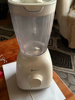 Philips blender like new with 1.5L jar and ProBlend 4 technology