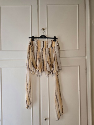 Mallory The Label women's skirt like new, size S, beige and brown