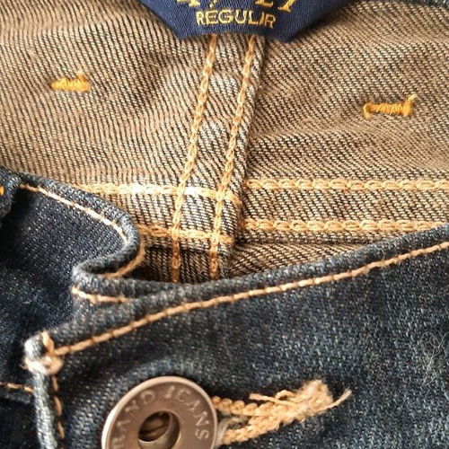 Lucky Brand boot cut low rise jeans, like new, size S