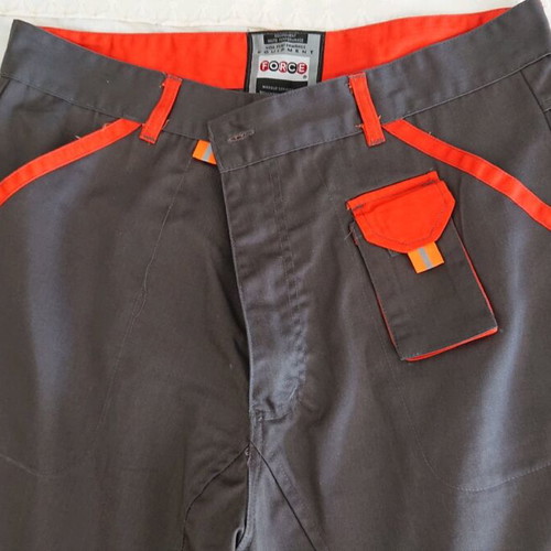 Worksite jacket and trousers set new with multiple pockets and reflective details