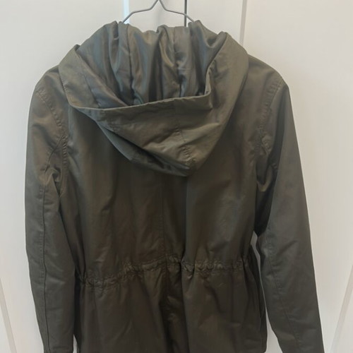 H&M thin jacket size M used, green