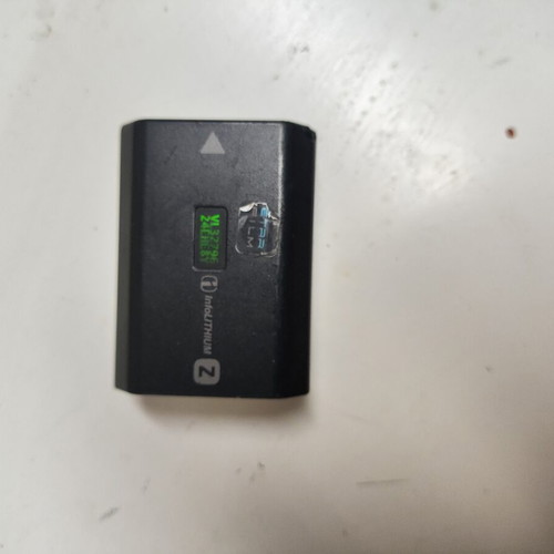 Sony BC-QZ1 charger with NP-FZ100 battery like new