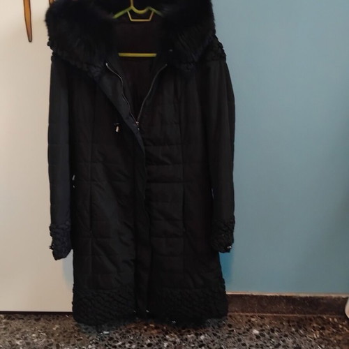 Jacket coat new medium with fur collar black