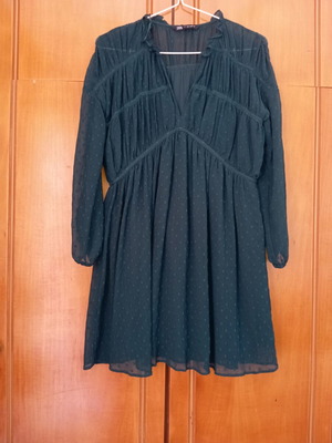 Green dress like new