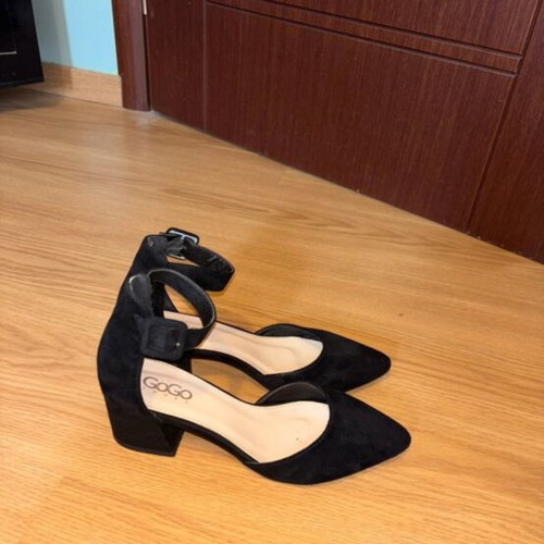 GoGo Shoes black velvet pumps like new with low heel and strap