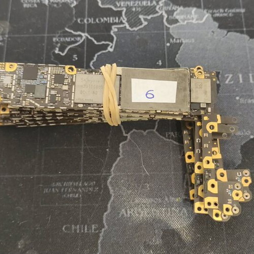 iPhone 6 board used, defective for spare parts