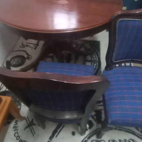 Classic wooden chairs set of 2 like new with blue plaid upholstery