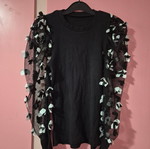 Blouse size S like new, black and white, made in Italy